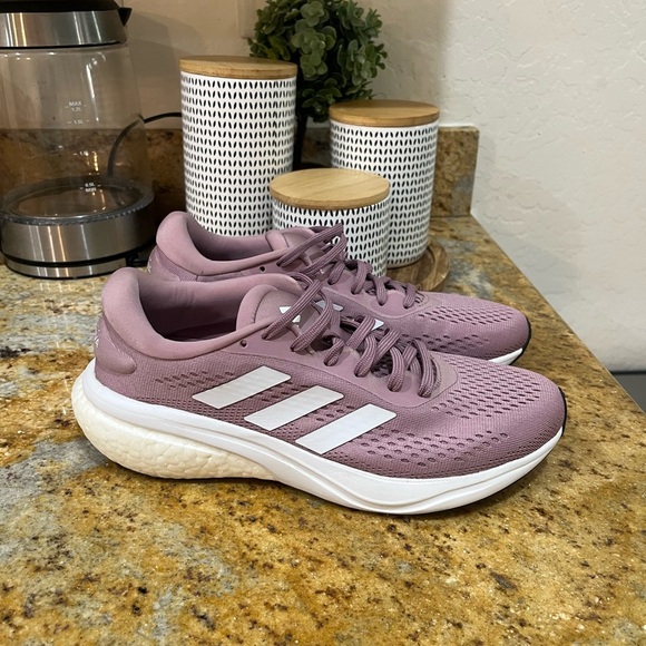 adidas Shoes - Adidas Supernova size 8.5